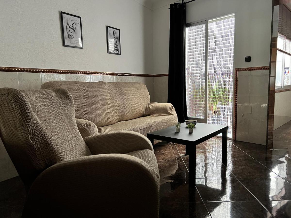 Las Parras House - Casa En Torredelcampo Extérieur photo