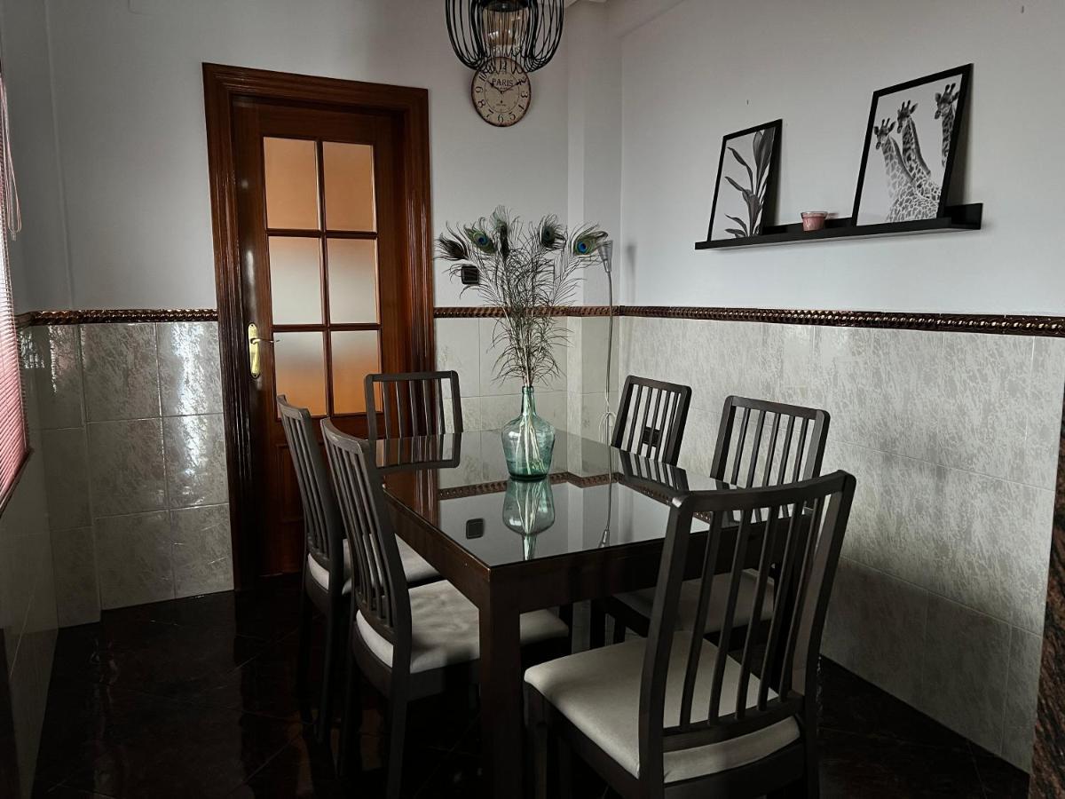 Las Parras House - Casa En Torredelcampo Extérieur photo